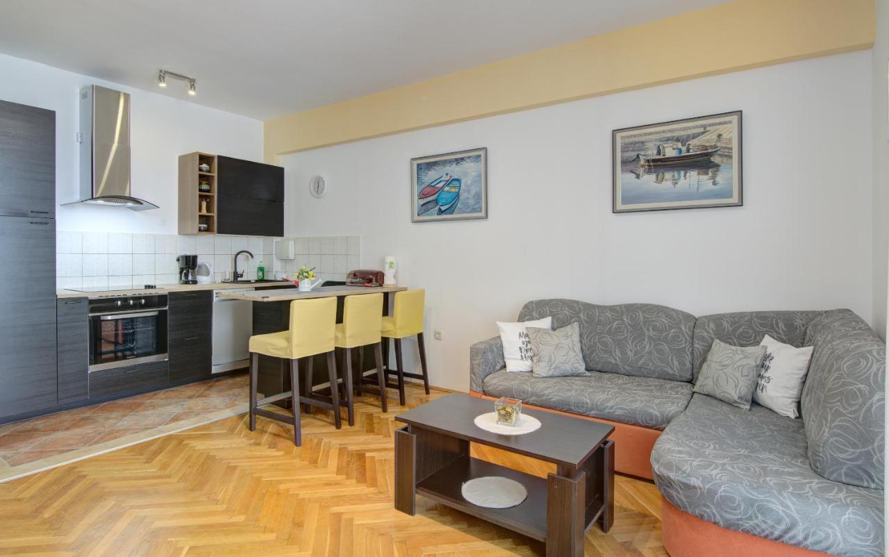 Apartment Riva Senj  Buitenkant foto