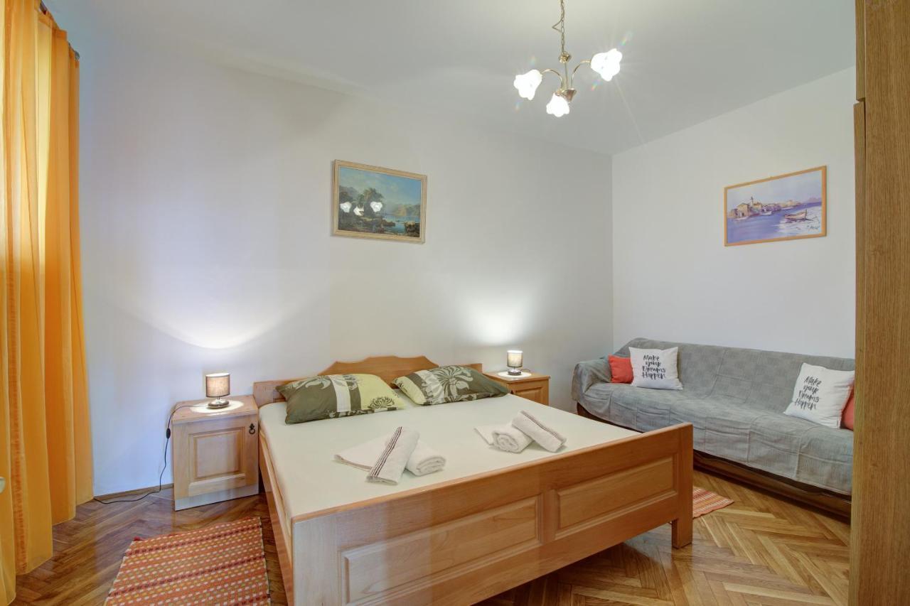 Apartment Riva Senj  Buitenkant foto